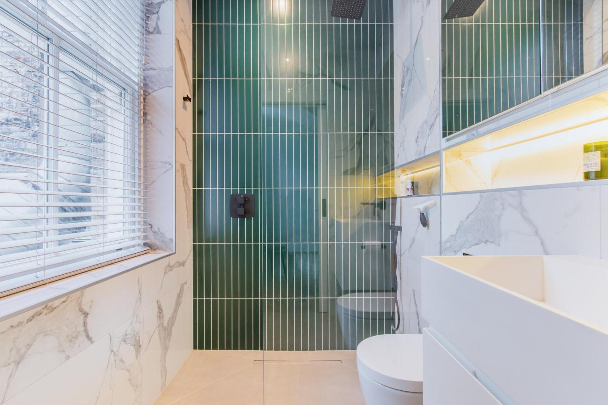 Modern Apartment & Rooms At Charing Cross Londres Exterior foto